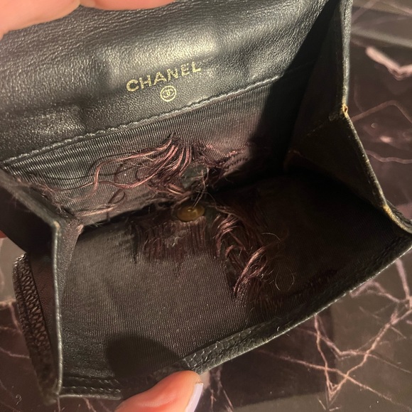 $950 CHANEL Black Caviar-Leather Wallet - Picture 13 of 14
